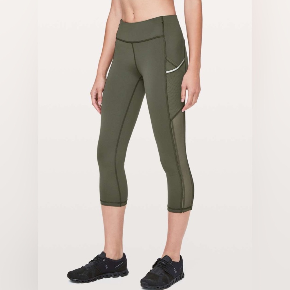 EUC Lululemon Speed Up Crop *High Mesh 21" Camo Green 6
